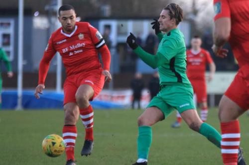 Hornchurchs Lewwis Spence (L) and Enfields Sam Youngs