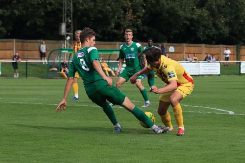 Leatherheads Will Seager (L) challenges Sam Youngs