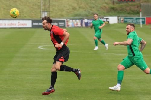 Lewes Stacey Freeman (L) and Enfields Billy Bricknell