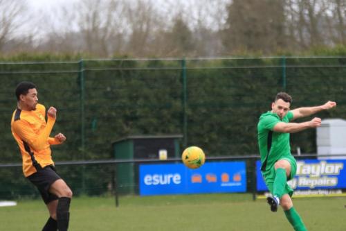 Lyle Della-Verde puts Enfield 3-1 up
