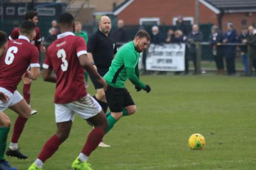 Enfields Billy Bricknell (R) lines up a shot