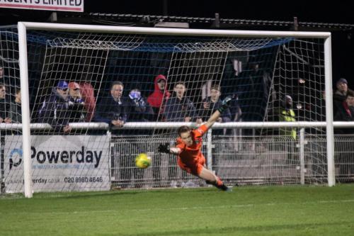 Sam Youngs makes it 2-2 to give Enfield hope with two Maldon kicks remaining