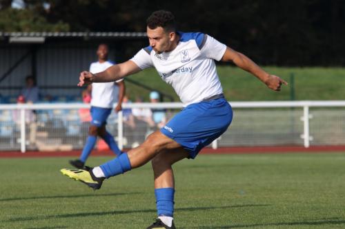Lyle Della-Verde shoots over the bar