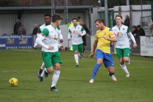 IMG 8795-Enfields-Adam-Cunnington-plays-the-ball-inside