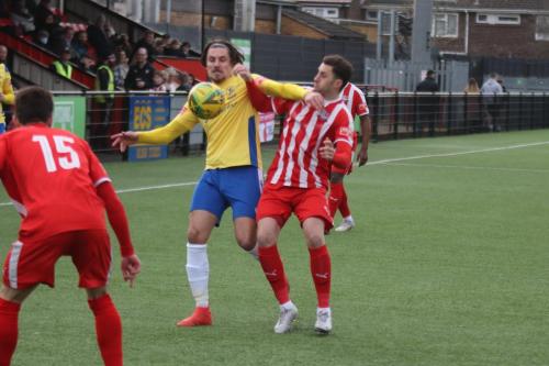 IMG 2112-Sam-Youngs-challenges-Jamie-Dicks-R