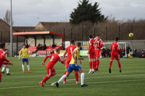 IMG 2115-Lyle-Della-Verdes-free-kick-gives-Enfield-an-early-lead