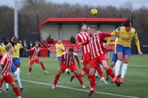 IMG 2314-Sam-Youngs-R-tries-to-flick-the-ball-on-at-a-set-piece