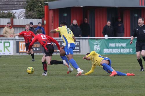 IMG 5757-L-R-Connor-Barnby-Manny-Maja-and-Sam-Youngs-Muhammadu-Faal-shoots-as-Zack-Littlejohn-tries-to-block