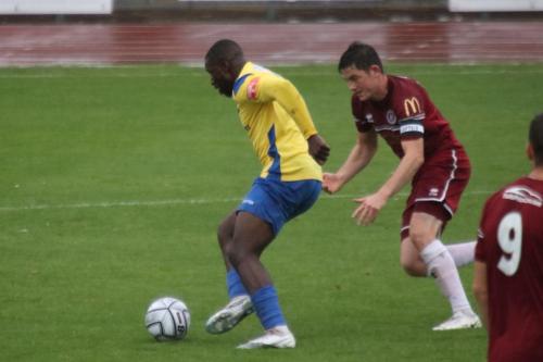 IMG 5043-Enfields-Percy-Kiangebeni-L-and-Chelmsfords-Tom-Wraight