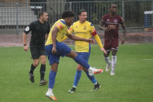 IMG 5233-Enfields-Manny-Maja-shoots-from-long-range