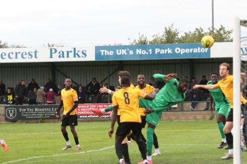 IMG 6368-Muhammadu-Faal-hits-the-bar-with-an-overhead-kick.-The-rebound-falls-to-Adam-Cunnington-for-the-opening-goal