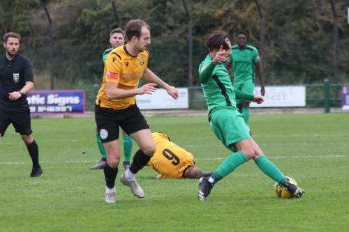 IMG 6519-East-Thurrocks-Joseph-Heath-L-and-Enfields-Sam-Youngs