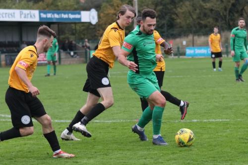 IMG 6669-East-Thurrocks-Ben-Wyss-L-and-George-Pugh-and-Enfields-Lyle-Della-Verde