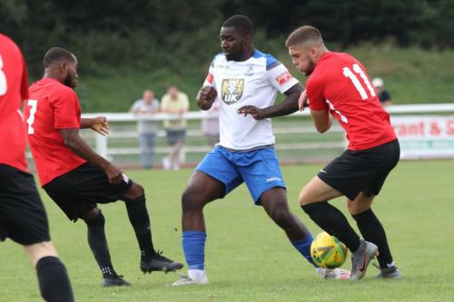 IMG 4555-Enfields-Percy-Kiangebeni-challenged-by-Luke-Alfano-11-and-Solomon-Ofori