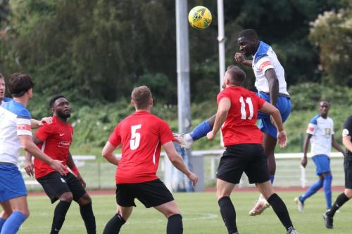 IMG 4611-Enfields-Percy-Kiangebeni-wins-a-header