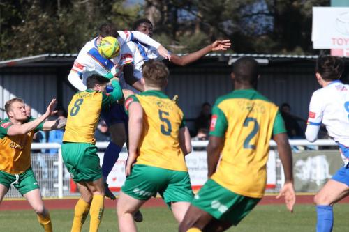 IMG 5400-Enfields-Jake-Cass-L-and-Jerry-Gyebi-challenge-for-a-header