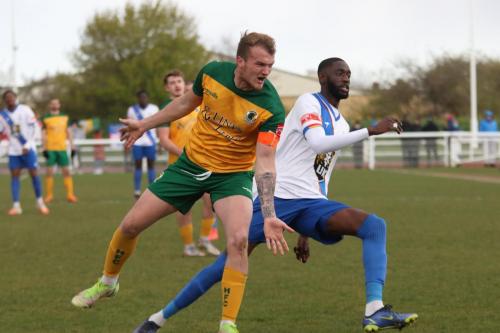 IMG 5590-Tom-Day-L-clears-from-Muhammadu-Faal