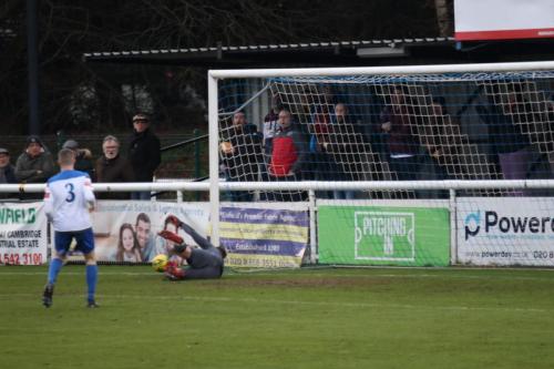 IMG 9648-Nathan-McDonald-turns-a-Lewes-shot-round-the-post