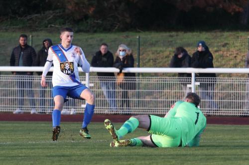 IMG 8516-Folkestone-keeper-Tim-Roberts-saves-from-Ryan-Kirwan