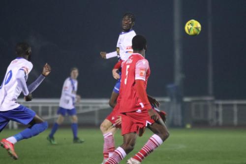 IMG 8097-Andre-Coker-wins-a-header