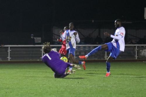 IMG 8179-Joe-Wright-saves-at-the-feet-of-Muhammadu-Faal