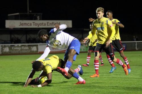 IMG 5405-Kingstonians-Jerry-Puemo-L-and-Enfields-Andre-Coker