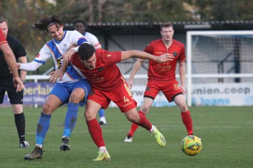 IMG 6927-Opposing-captains-Sam-Youngs-R-Enfield-and-Ollie-Robinson