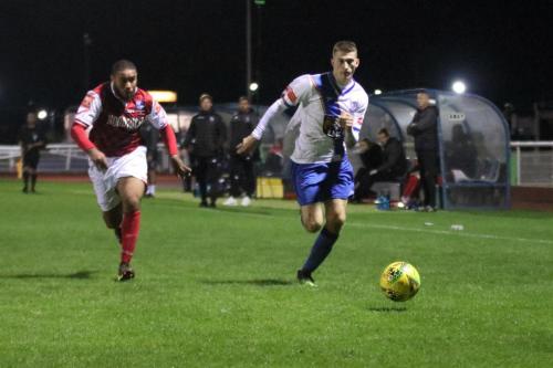 IMG 5969-Wingates-Luke-Ifil-L-chases-Ryan-Kirwan