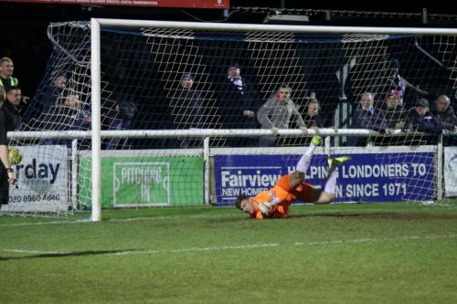 IMG 2067-Enfields-Alex-Solomon-makes-it-3-3-to-take-it-to-sudden-death