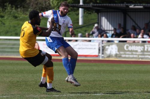 IMG 5957-Jake-Cass-scores-to-put-Enfield-2-1-up.-The-lead-only-lasted-around-2-minutes.