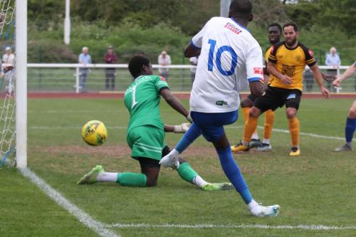 IMG 6056-Nathan-Boamah-saves-from-Muhammadu-Faal