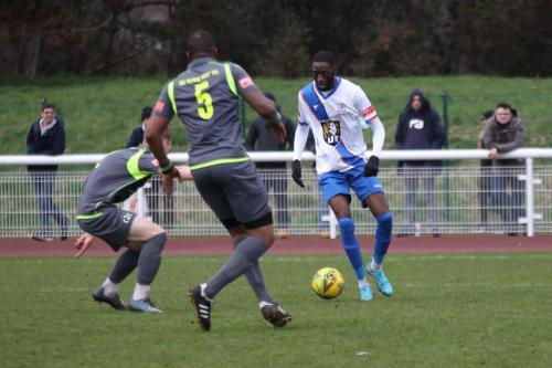 IMG 3270-Enfields-Muhammadu-Faal-runs-at-Curtis-Ujah-5-and-Ryan-Boswell