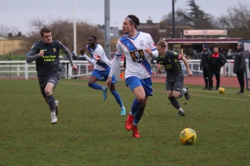 IMG 3373-Sam-Youngs-breaks-down-the-Enfield-left