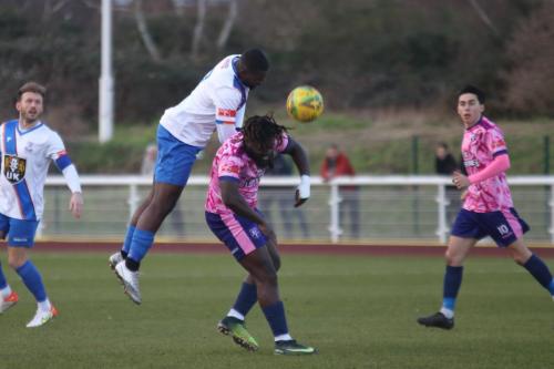 IMG 1320-Percy-Kiangebeni-L-challenges-Montel-Agyemang