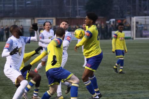 IMG 0641-Tyrese-Owen-chests-the-ball-down