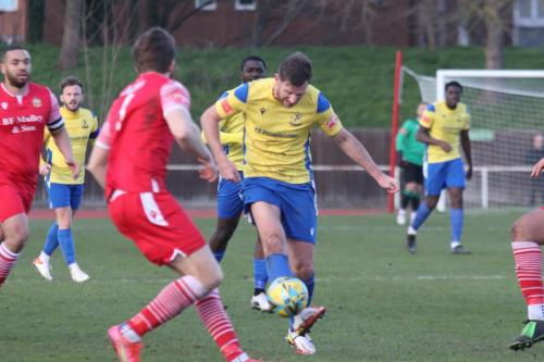 IMG 3988-Adam-Cunnington-mishits-a-shot