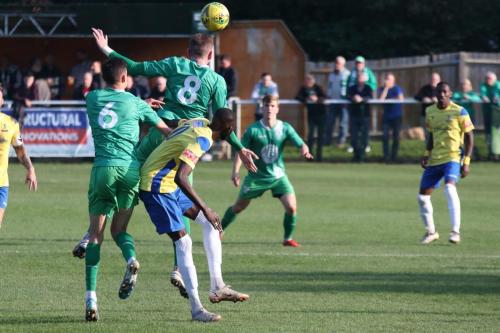 IMG 5602-Leatherheads-Ryan-Huckle-8-with-Cameron-Black-in-support-clears-from-Muhammadu-Faal