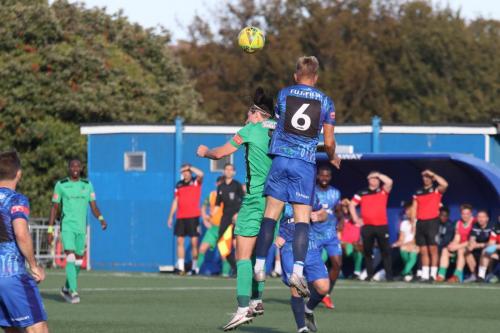 IMG 4907-Margates-Ben-Swift-6-wins-a-header-against-Sam-Youngs