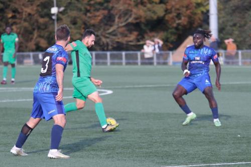 IMG 4927-Enfields-Lyle-Della-Verde-and-Margates-Joe-Anderson-3-and-Montel-Agyemang