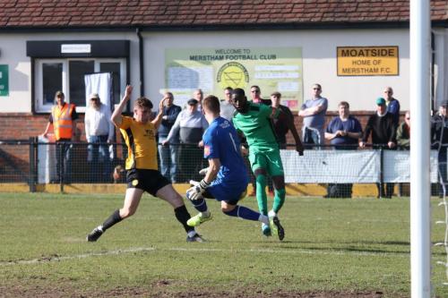 IMG 4940-Patrick-Ohman-saves-from-Muhammadu-Faal