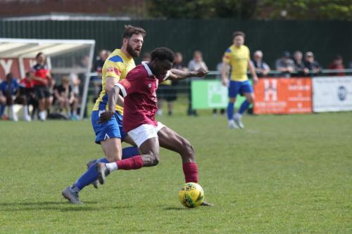 IMG 6211-Dwight-Pascal-clears-from-Jake-Cass