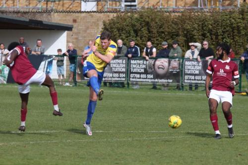 IMG 6383-Adam-Cunnington-puts-the-ball-in-the-net-but-is-ruled-offside