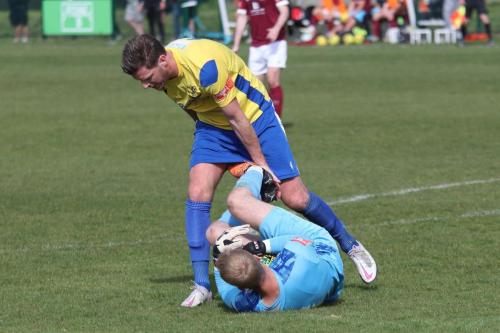 IMG 6390-Adam-Cunnington-tangles-with-Potters-Bar-keeper-Kacper-Kurylowicz