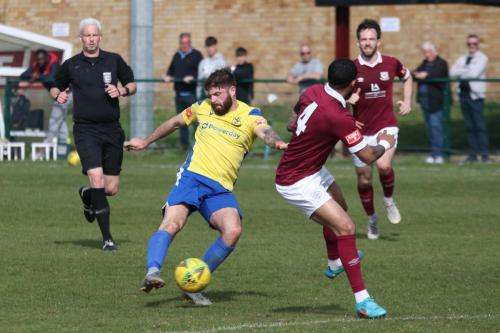 IMG 6391-Jake-Cass-shoots-as-Frazer-Shaw-tries-to-block