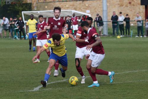 IMG 6403-Lyle-Della-Verde-cant-get-past-Tyler-Christian-Law-and-Frazer-Shaw-R