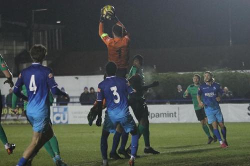 IMG 2880-Wingates-Ben-Goode-catches-a-cross