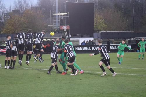 IMG 8365-Hanwells-Calum-Duffy-4-blocks-Lyle-Della-Verdes-free-kick