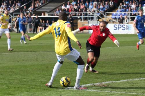 IMG 9143-Michael-Bakare-sidefoots-into-an-empty-net-to-make-the-score-1-1