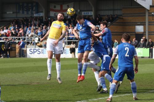 IMG 9181Harry-Beadle-heads-clear-from-Jake-Cass-L