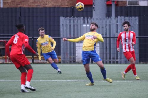 IMG 3084-Jake-Cass-controls-the-ball-on-his-chest